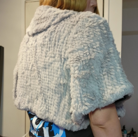 Vintage rabbit fur super soft grey knit capelet - Picture 4 of 7